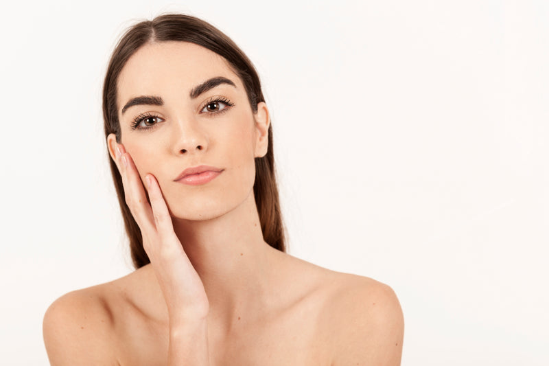 Dos pájaros de un tiro- con Kleurë cosmetics me maquillo y nutro mi piel